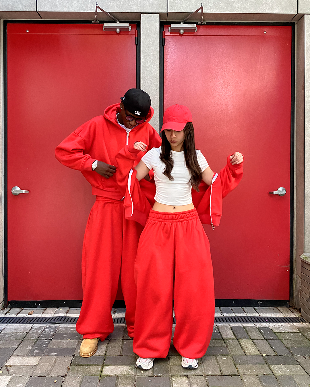 ECHO CHANDAL BARREL FIT UNISEX ROJO