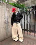 BASIC HOODIE TIPO ZIP CROPPED FIT BLACK